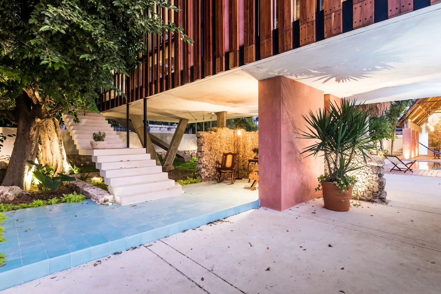 在墨西哥亚卡库尔城的木屋生活 LAAR