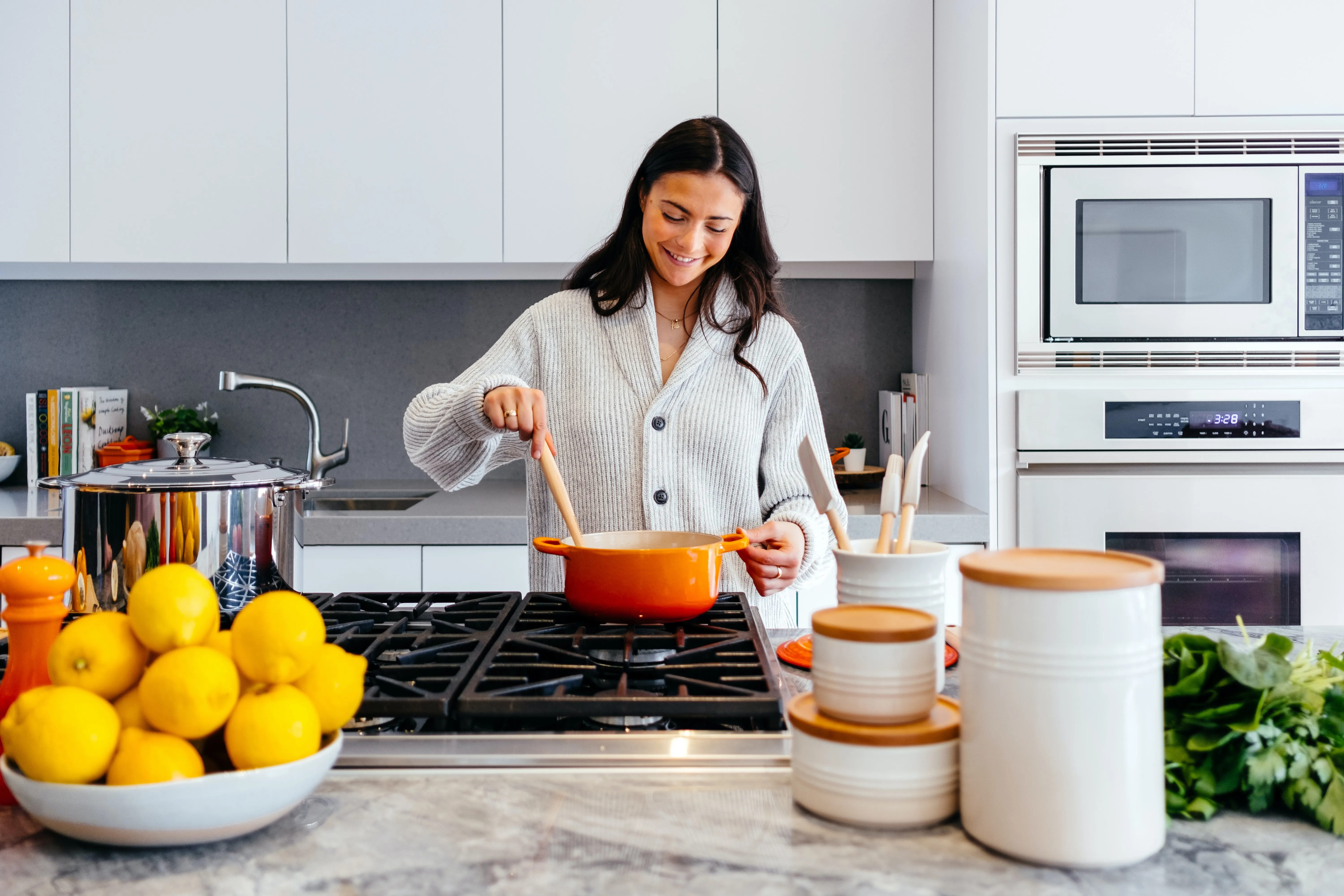 Updating Your Kitchen? Equip It With These 4 Excellent Kitchen Items Updating Your Kitchen? Equip It With These 4 Excellent Kitchen Items