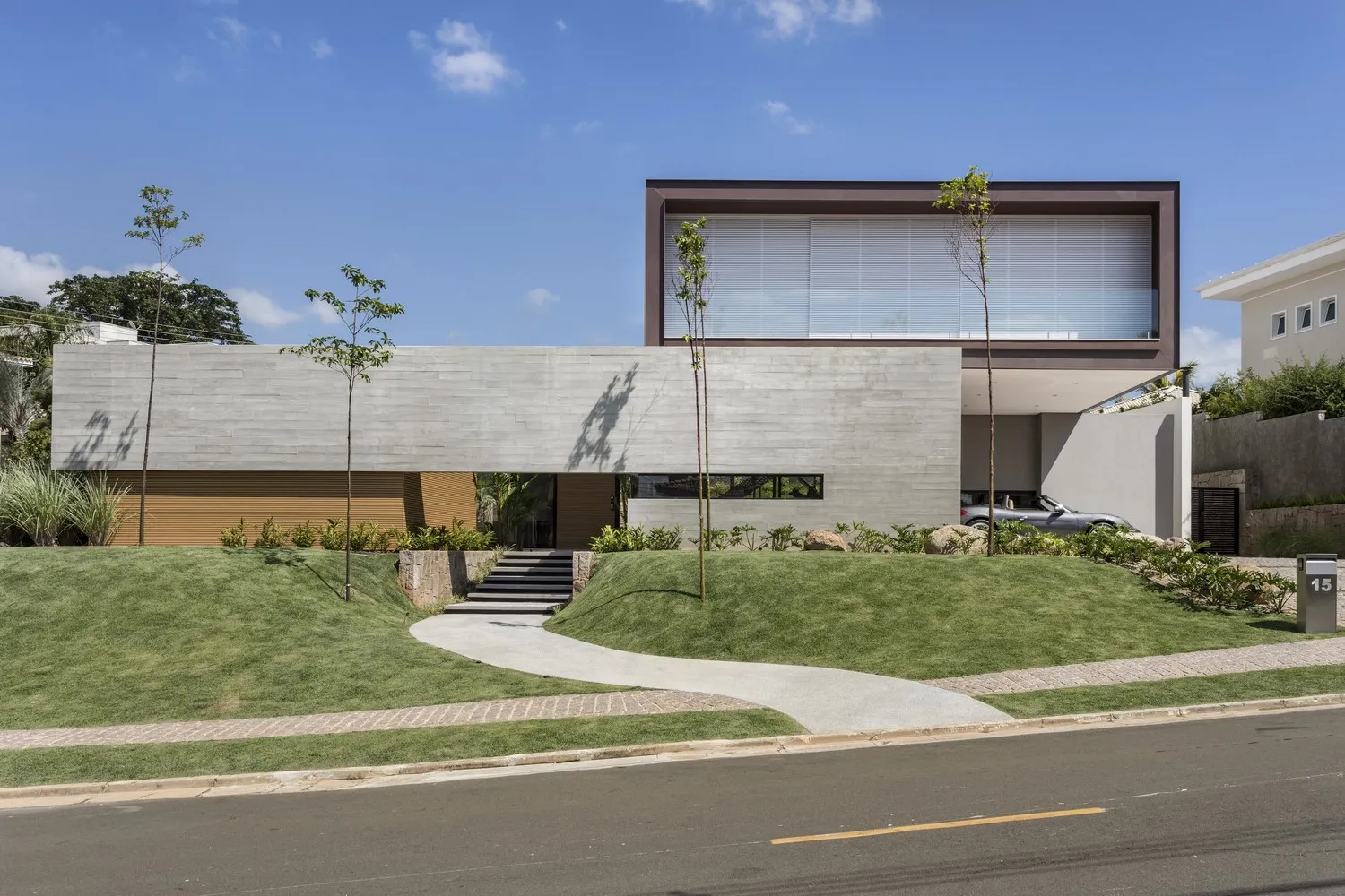 玛鲁巴住宅由帕多瓦尼建筑事务所在坎皮纳斯,巴西 玛鲁巴住宅由帕多瓦尼建筑事务所在坎皮纳斯,巴西