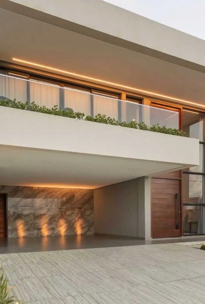 如何选择适合车库的瓷砖