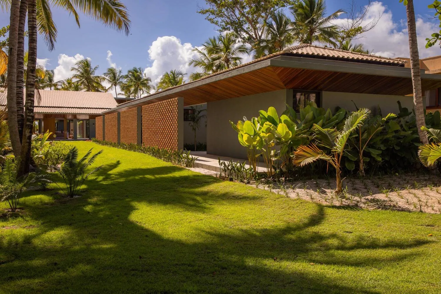 FL住宅由Anastasia Arquitetos设计,位于巴西圣安德烈 FL住宅由Anastasia Arquitetos设计,位于巴西圣安德烈