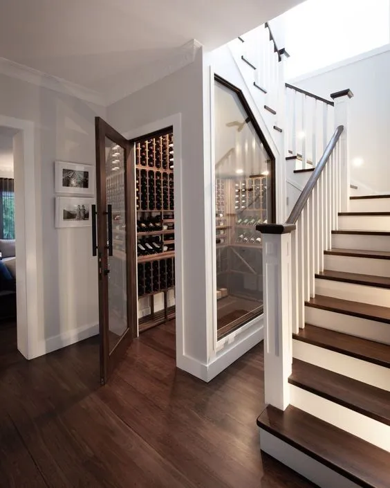 选择合适的地下室酒精储存设备