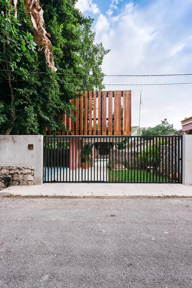 在墨西哥亚卡库尔城的木屋生活 LAAR