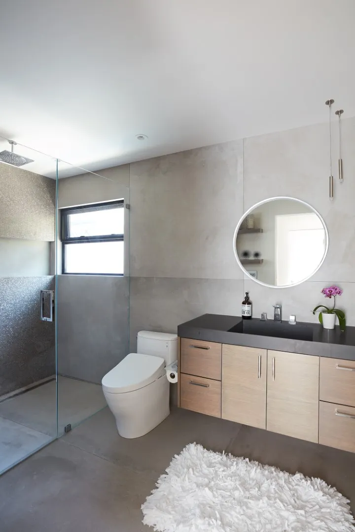 Klopf Architecture 现代 Ranch 房屋：圣何塞的现代改造