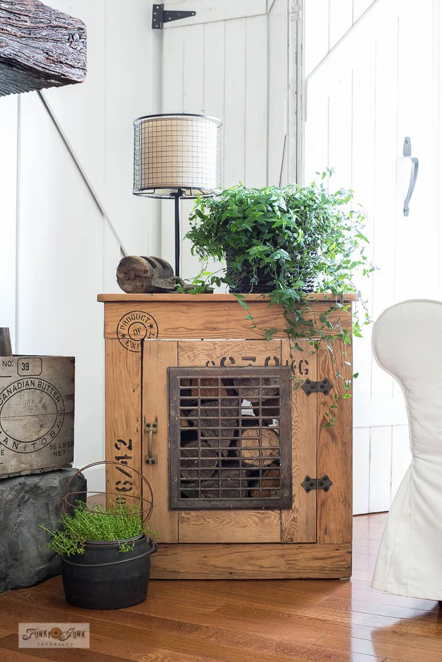 13. Mesa con estampado de palets