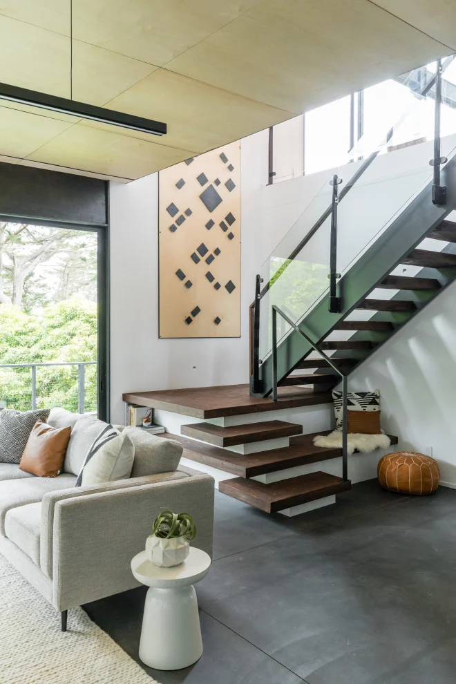 14. Хвилястий будинок