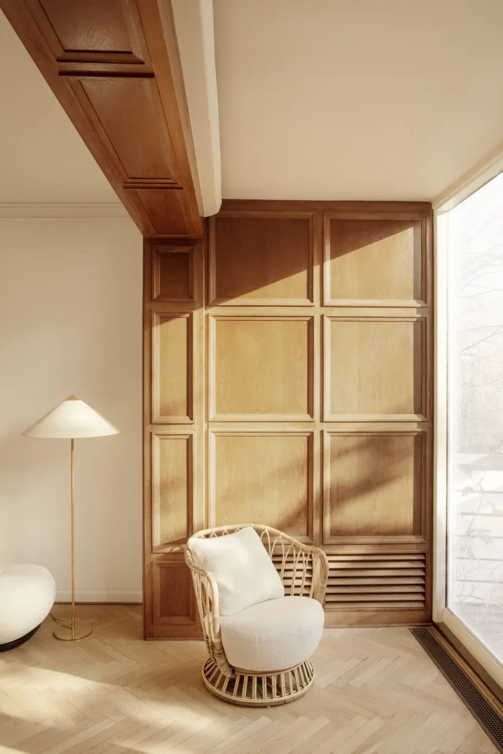 Essential Rattan Elements in the Bedroom