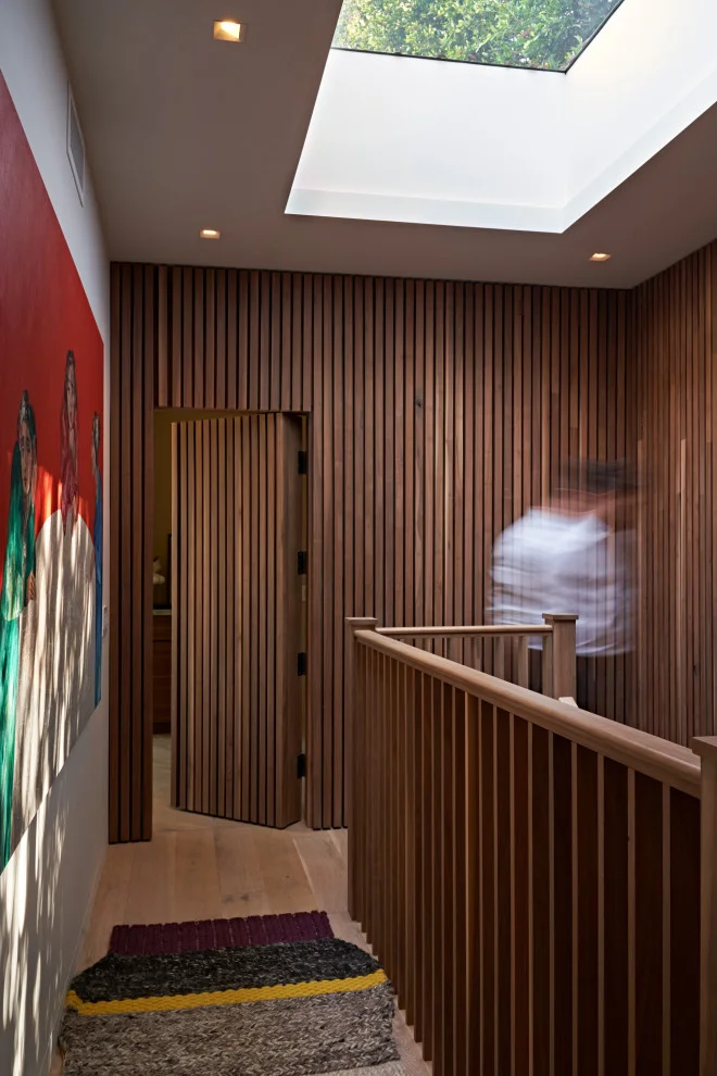 3. Mallhollland Drive