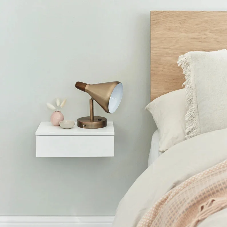 6. Mesa flotante con cajón