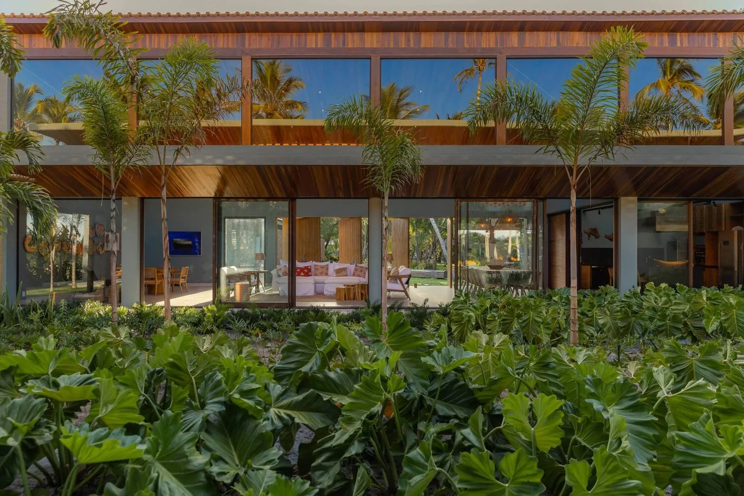 FL住宅由Anastasia Arquitetos设计,位于巴西圣安德烈 FL住宅由Anastasia Arquitetos设计,位于巴西圣安德烈