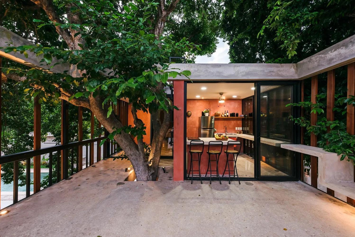 在墨西哥亚卡库尔城的木屋生活 LAAR