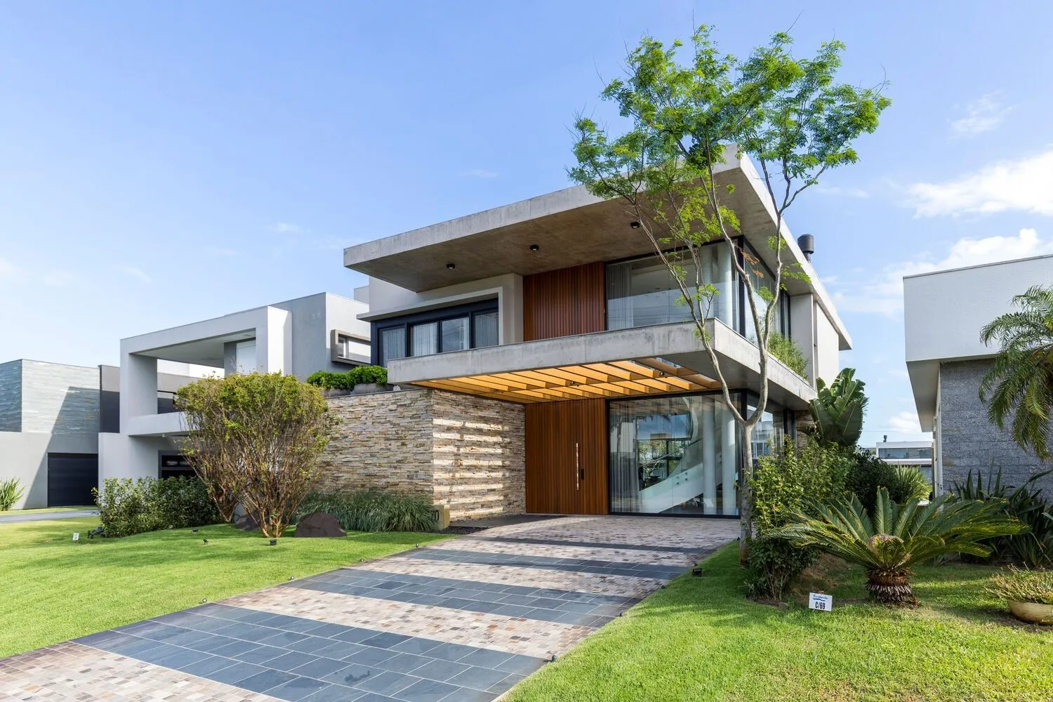 巴西布拉格利亚733公司设计的多特之家 巴西布拉格利亚733公司设计的多特之家