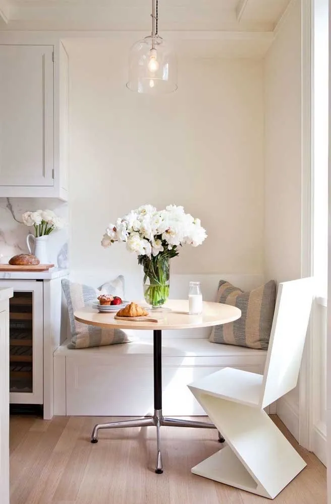 小户型餐桌装饰创意