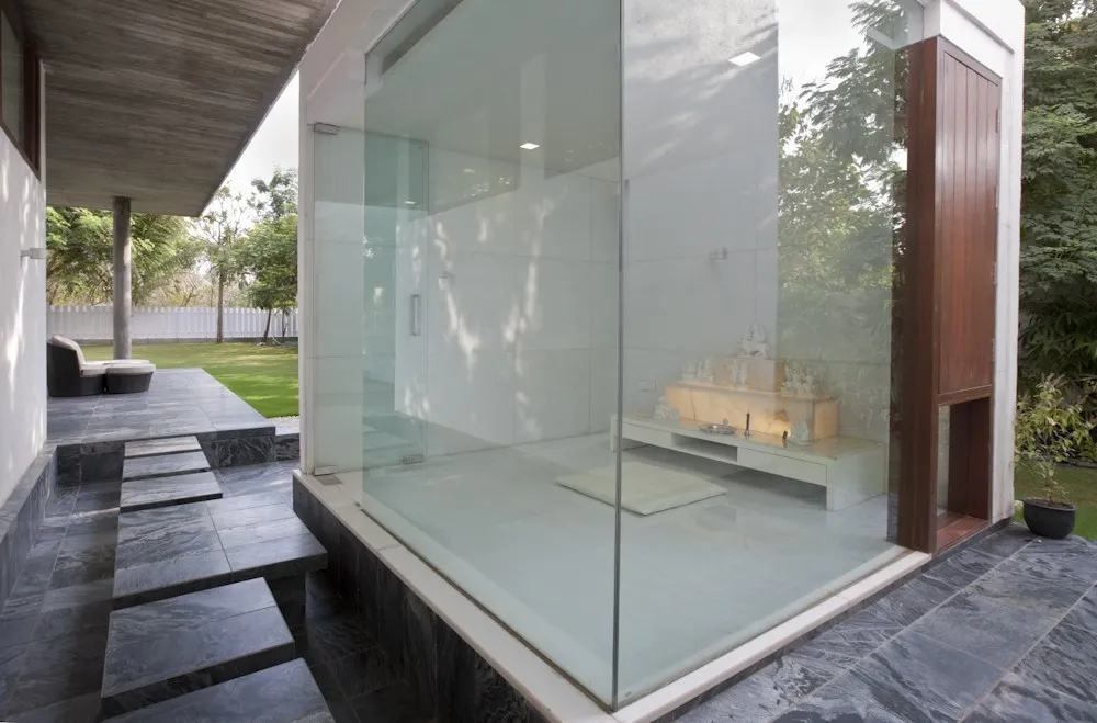 Pune House by Radhikesh Saiyani in Mumbai, India Pune House by Radhikesh Saiyani in Mumbai, India