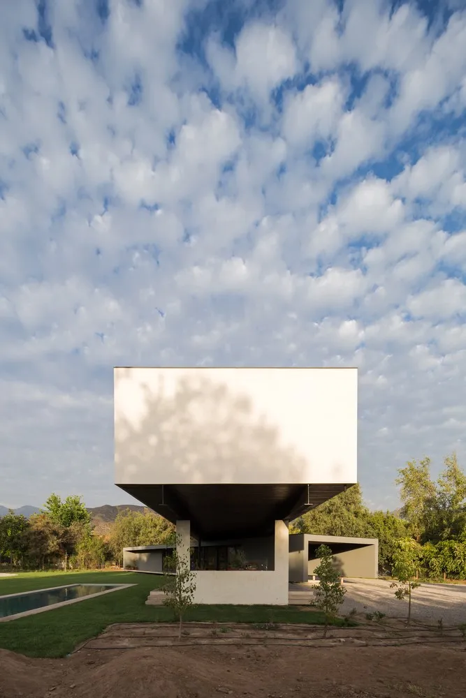 House VH by WYND in Chicureo, Chile