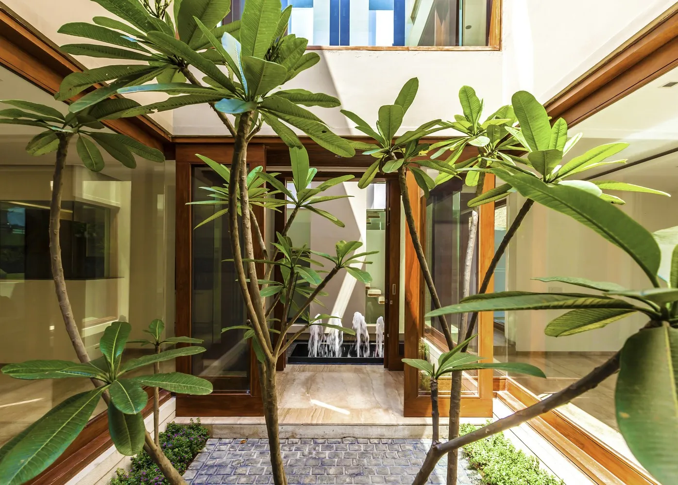 House with Double Internal Courtyard by Charged Voids in Chandigarh, India