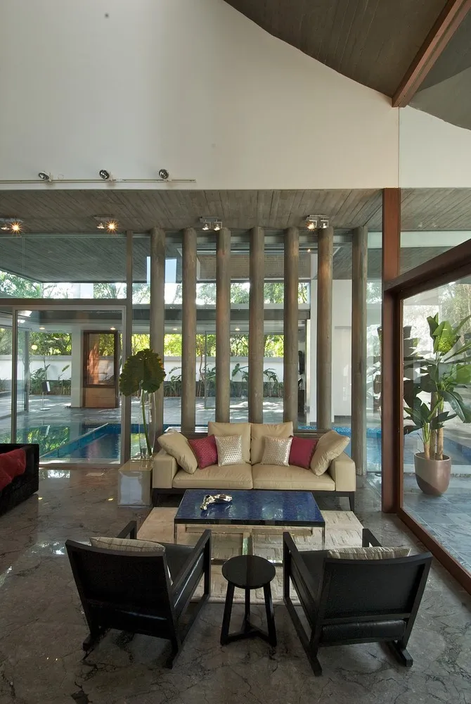 Pune House by Radhikesh Saiyani in Mumbai, India Pune House by Radhikesh Saiyani in Mumbai, India