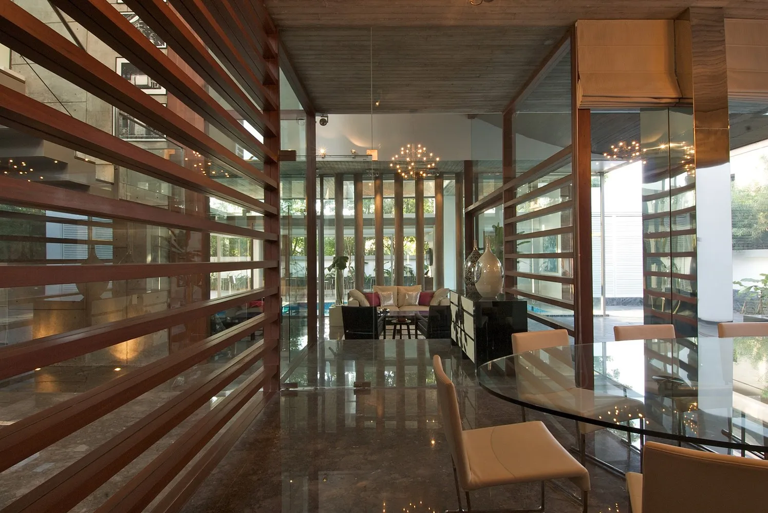 Pune House by Radhikesh Saiyani in Mumbai, India Pune House by Radhikesh Saiyani in Mumbai, India