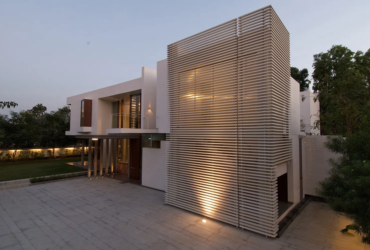 Pune House by Radhikesh Saiyani in Mumbai, India Pune House by Radhikesh Saiyani in Mumbai, India