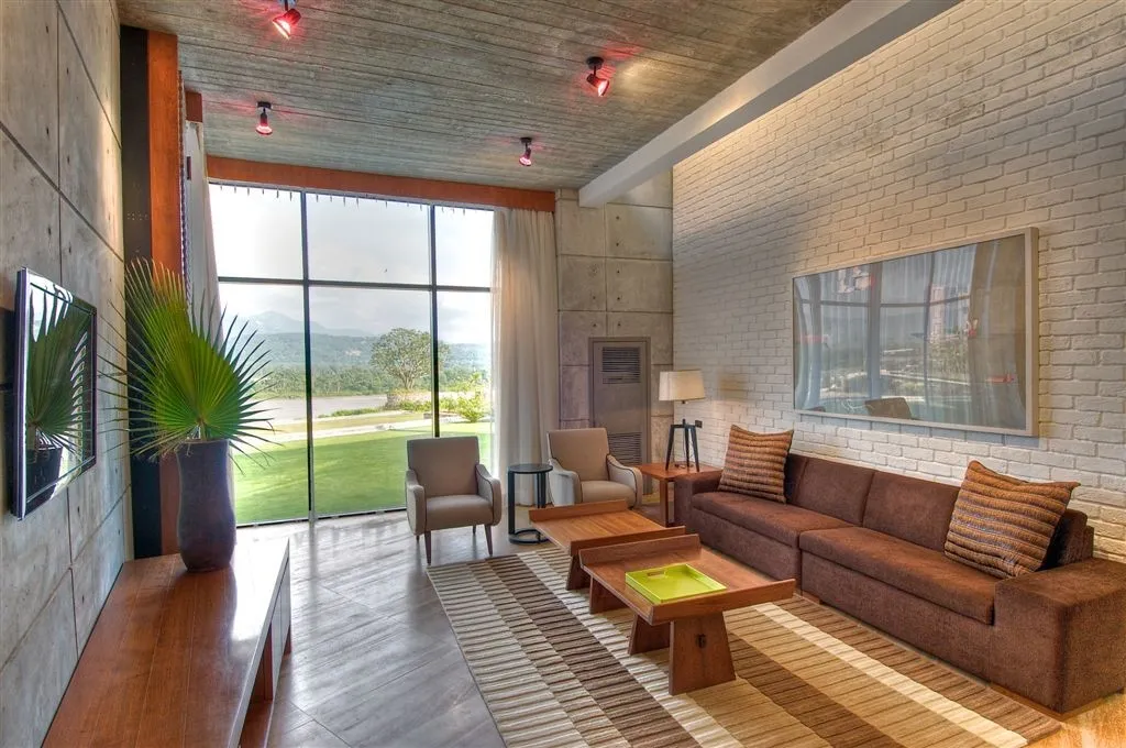 House in Rishikesh by Rajiv Saini in India House in Rishikesh by Rajiv Saini in India