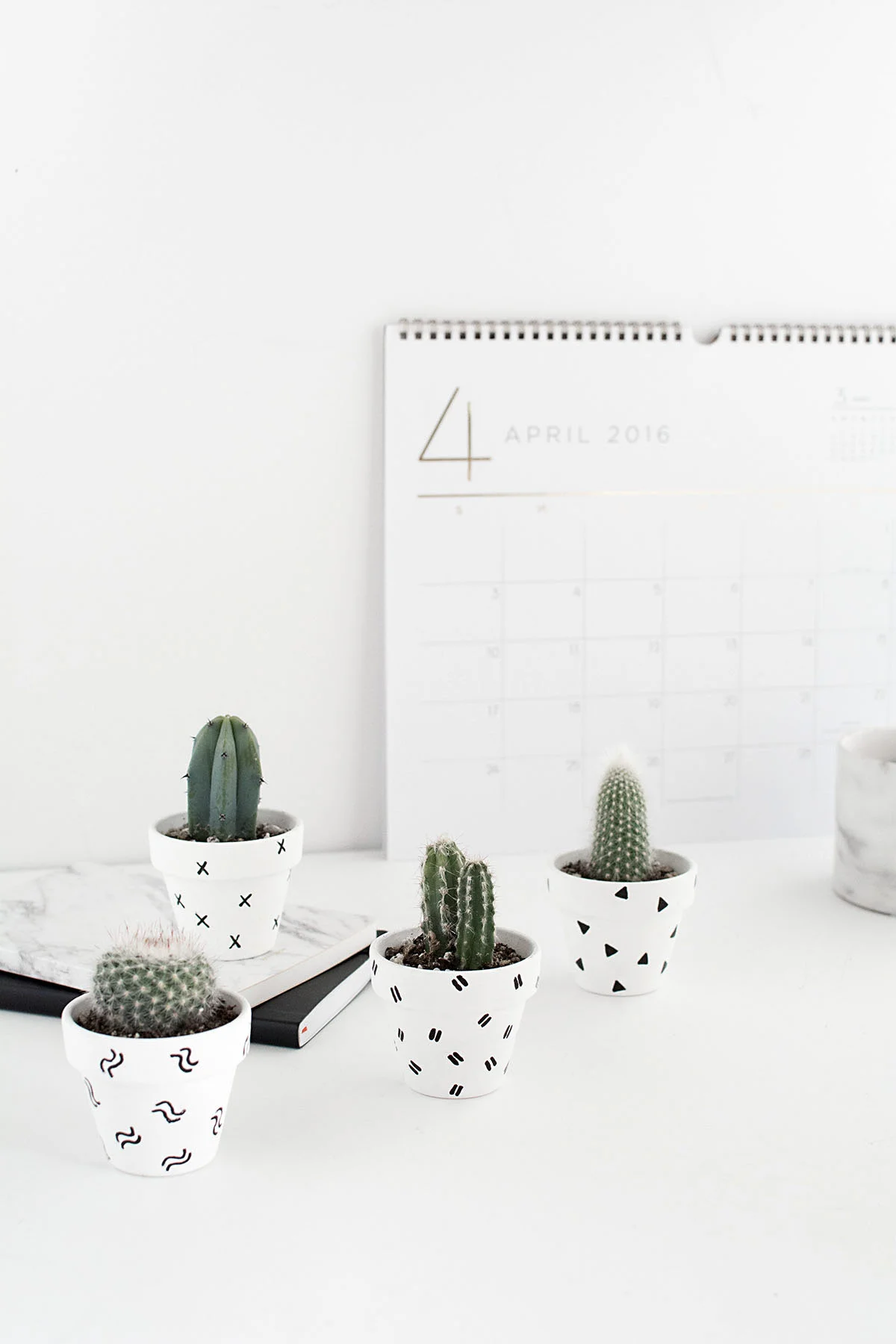 10. DIY迷你花纹花盆