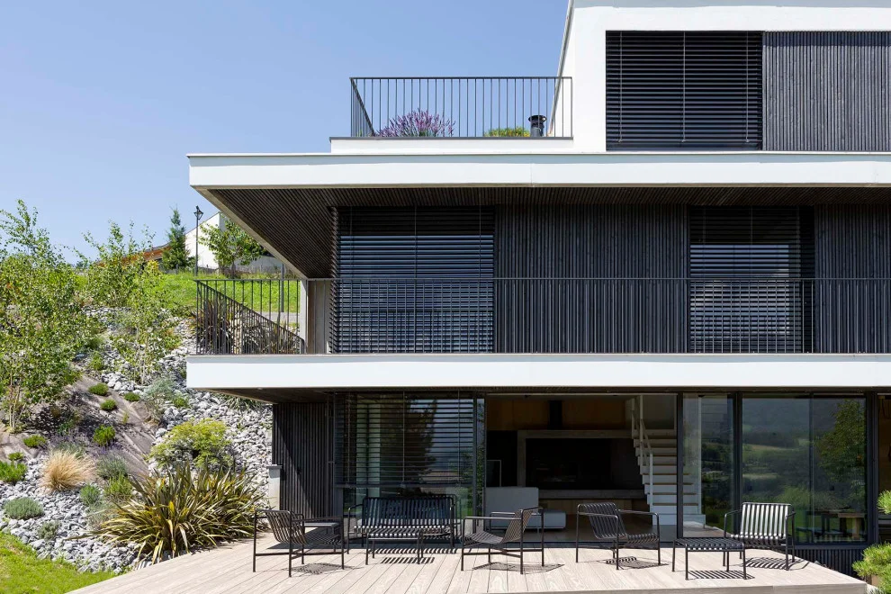 18个令人惊叹的现代房屋外观设计项目