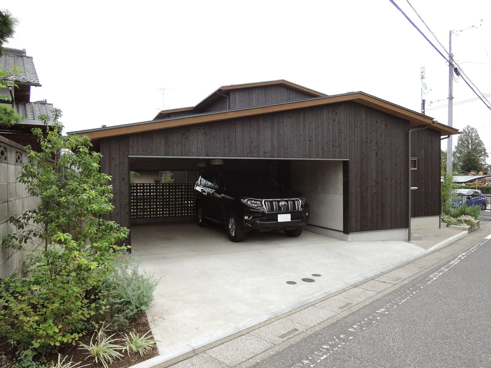 3. Modern Garage