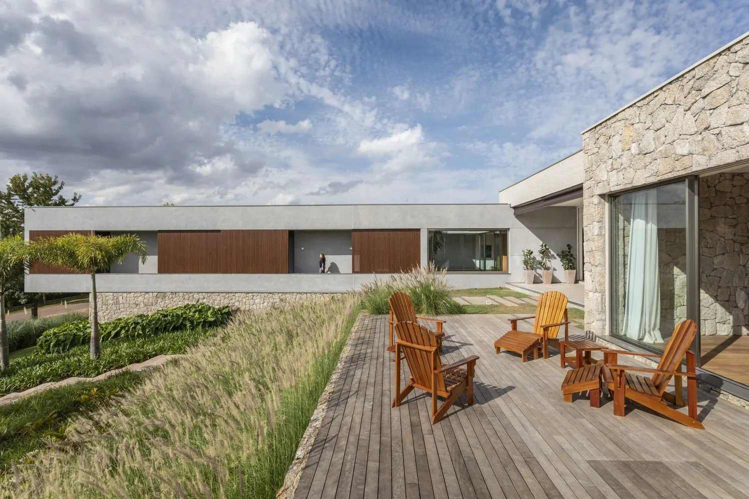 巴西布拉干萨-保利斯塔塞费林建筑事务所的HAC住宅