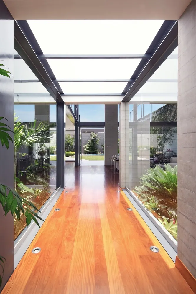 M+L住宅,由Domenack Arquitectos设计,位于秘鲁米拉弗洛雷斯 M+L住宅,由Domenack Arquitectos设计,位于秘鲁米拉弗洛雷斯