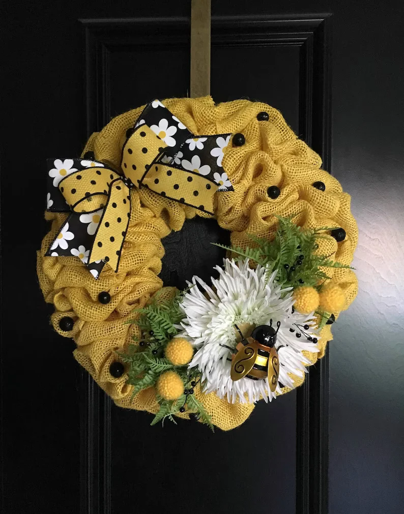 天鹅绒蜜蜂门饰