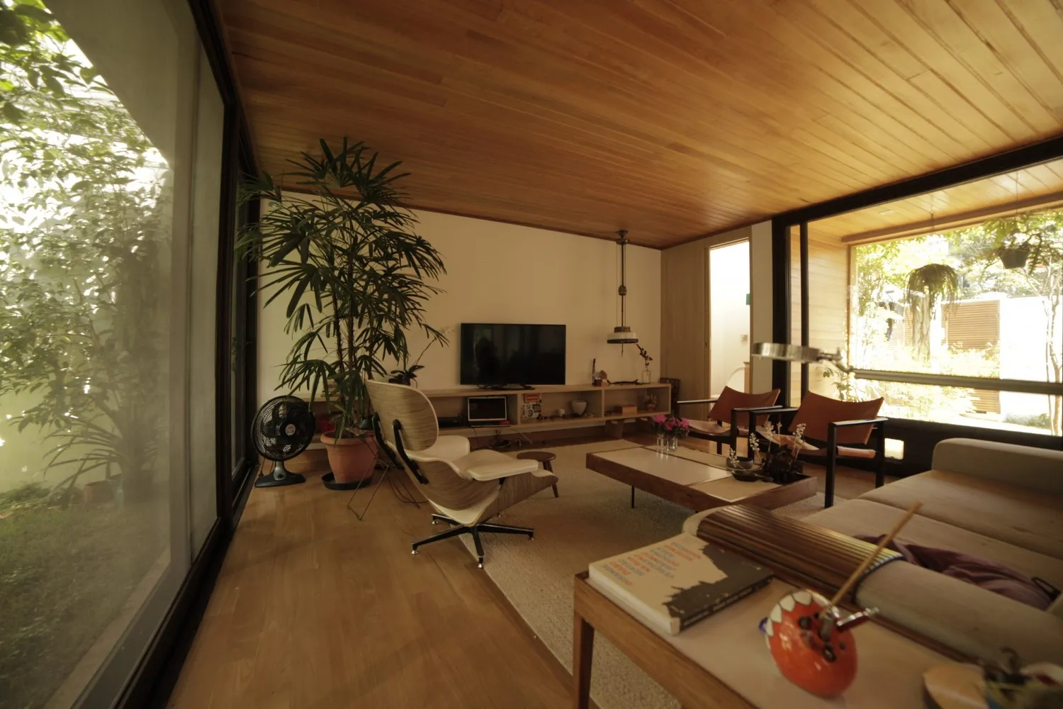 巴西圣保罗的Oficina de Arquitetura设计10x10住宅