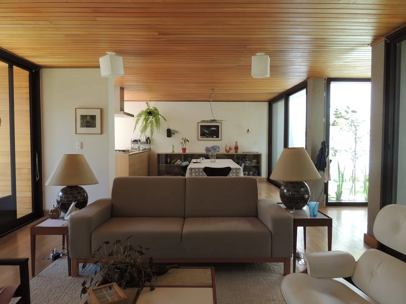 巴西圣保罗的Oficina de Arquitetura设计10x10住宅