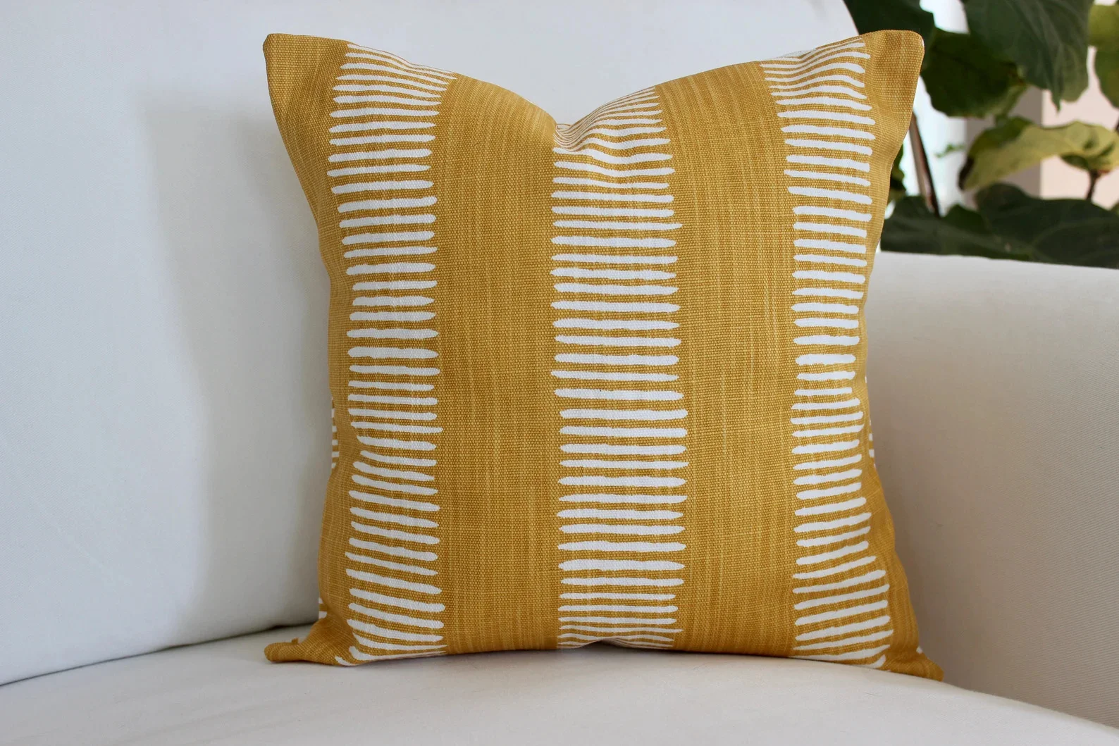 11. 现代波西米亚抱枕