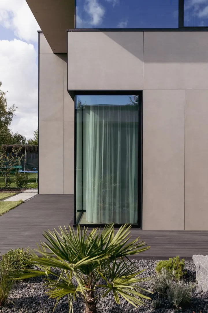 Single-Family House with Pool by EASST Architects in Poznan, Poland Single-Family House with Pool by EASST Architects in Poznan, Poland