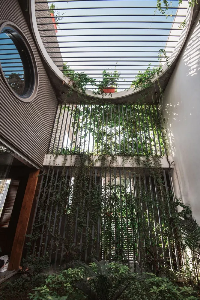 Дом Джангала от Neogenesis+Studi0261 в Сурате, Индия Дом Джангала от Neogenesis+Studi0261 в Сурате, Индия