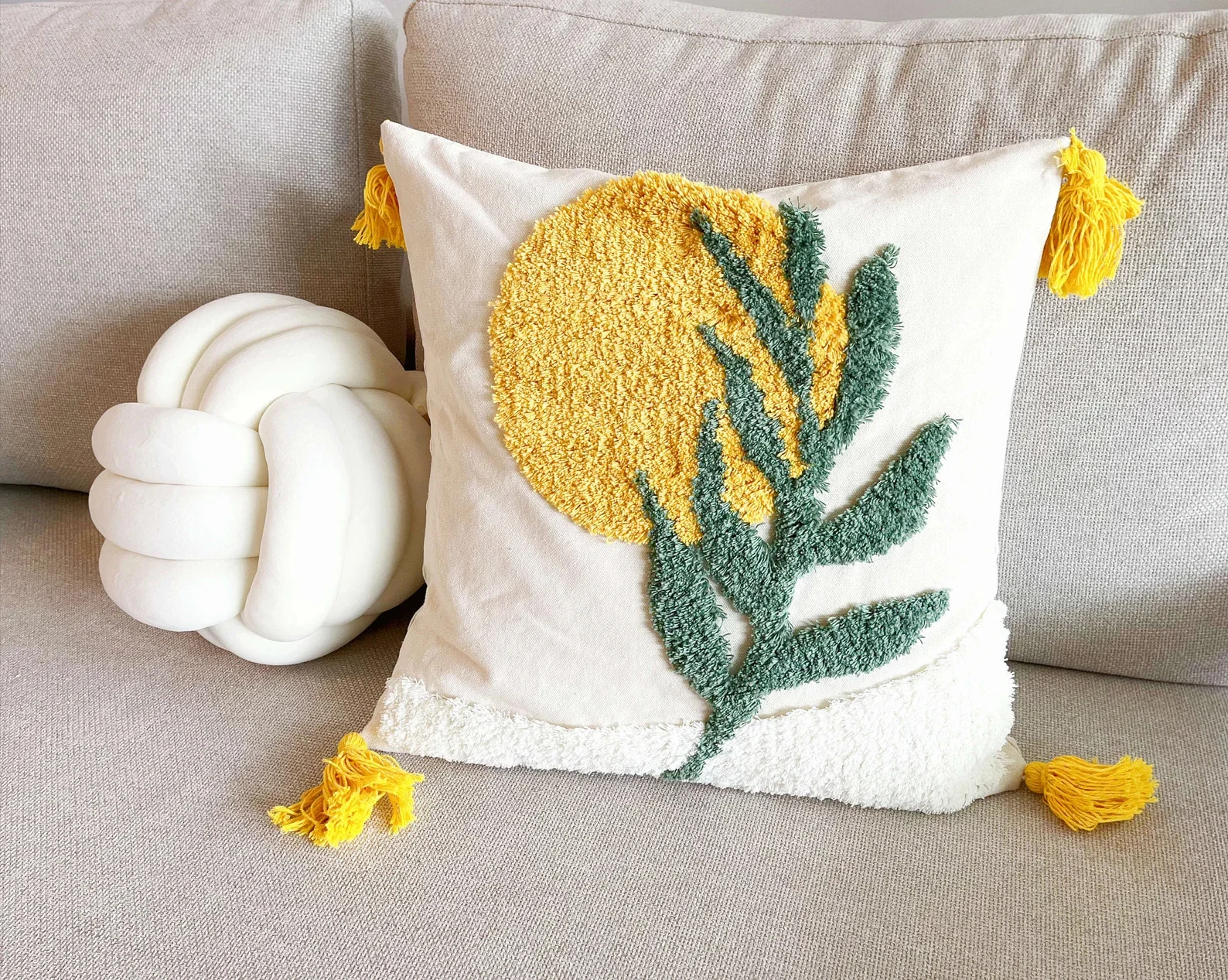 15. 日出主题抱枕