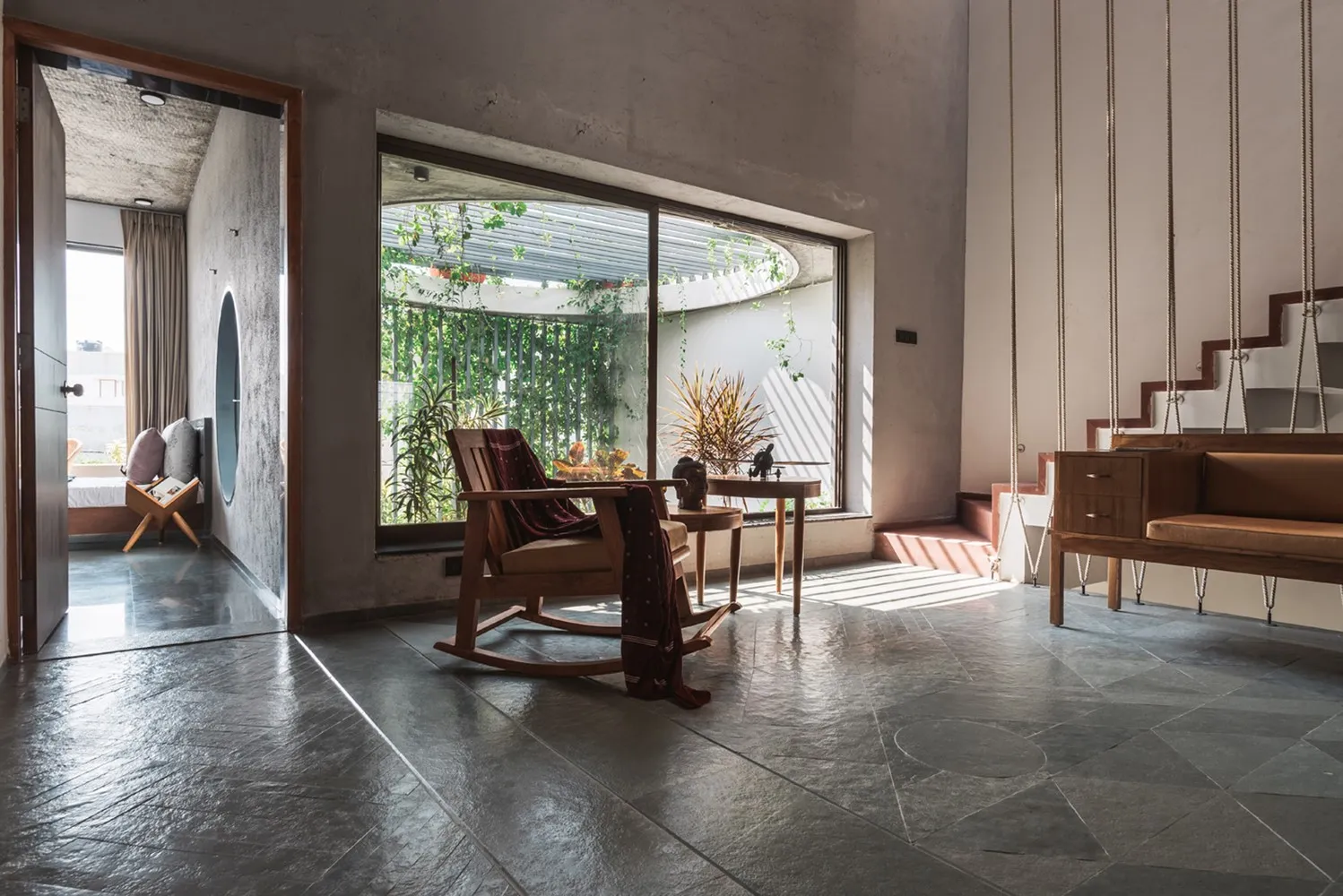 Дом Джангала от Neogenesis+Studi0261 в Сурате, Индия Дом Джангала от Neogenesis+Studi0261 в Сурате, Индия