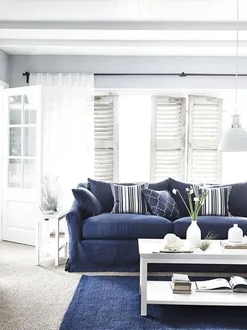 Inspiring and Unique Blue Chairs for the Living Room