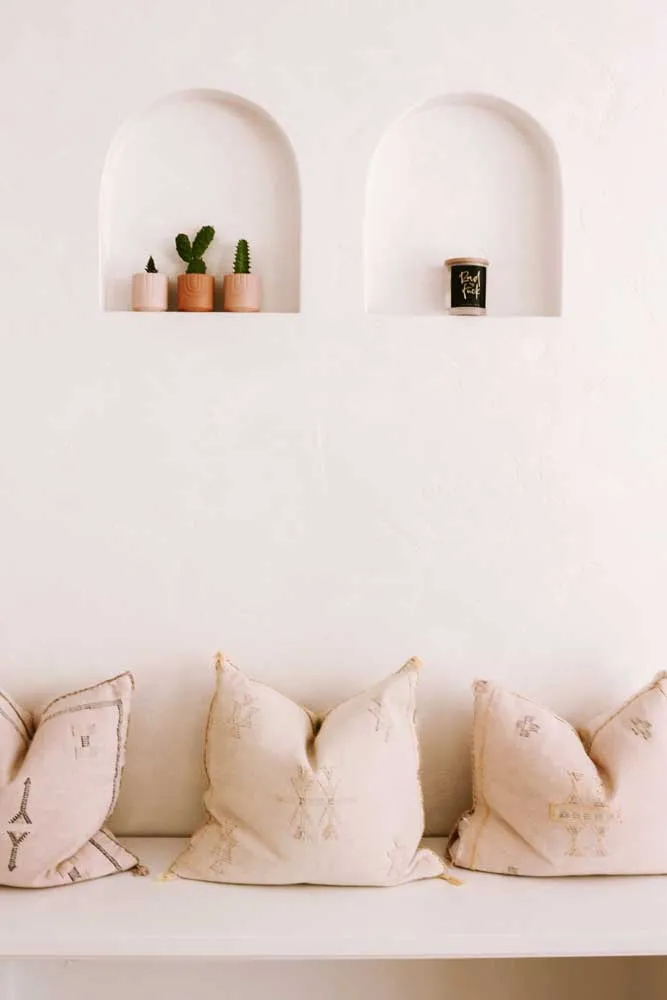 Types of Shelf Compositions and How to Use Them