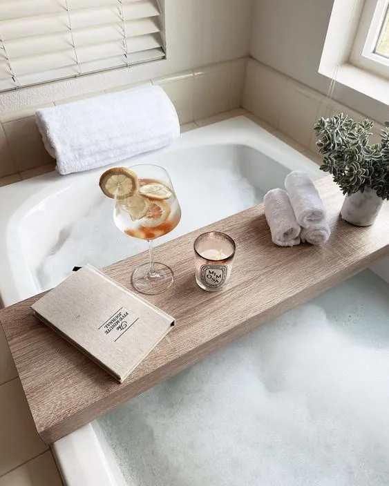 Star Accessory for Bathroom Relaxation - Bathroom Bridge