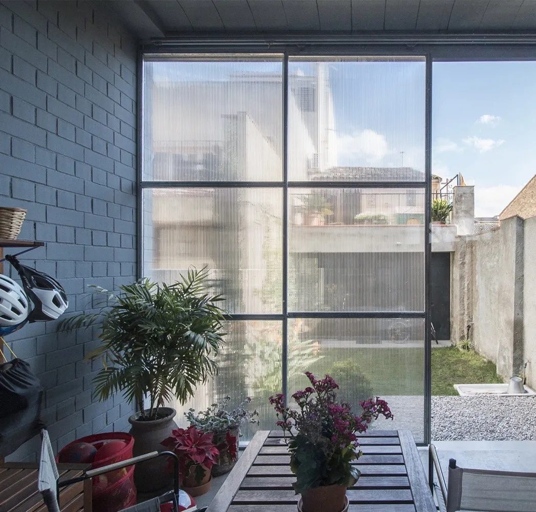 H Arquitectes设计的1105号住宅,位于西班牙塞雷达诺拉-德瓦莱斯 H Arquitectes设计的1105号住宅,位于西班牙塞雷达诺拉-德瓦莱斯