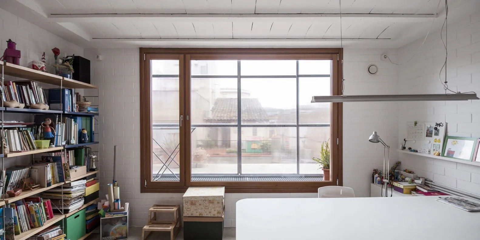 H Arquitectes设计的1105号住宅,位于西班牙塞雷达诺拉-德瓦莱斯 H Arquitectes设计的1105号住宅,位于西班牙塞雷达诺拉-德瓦莱斯