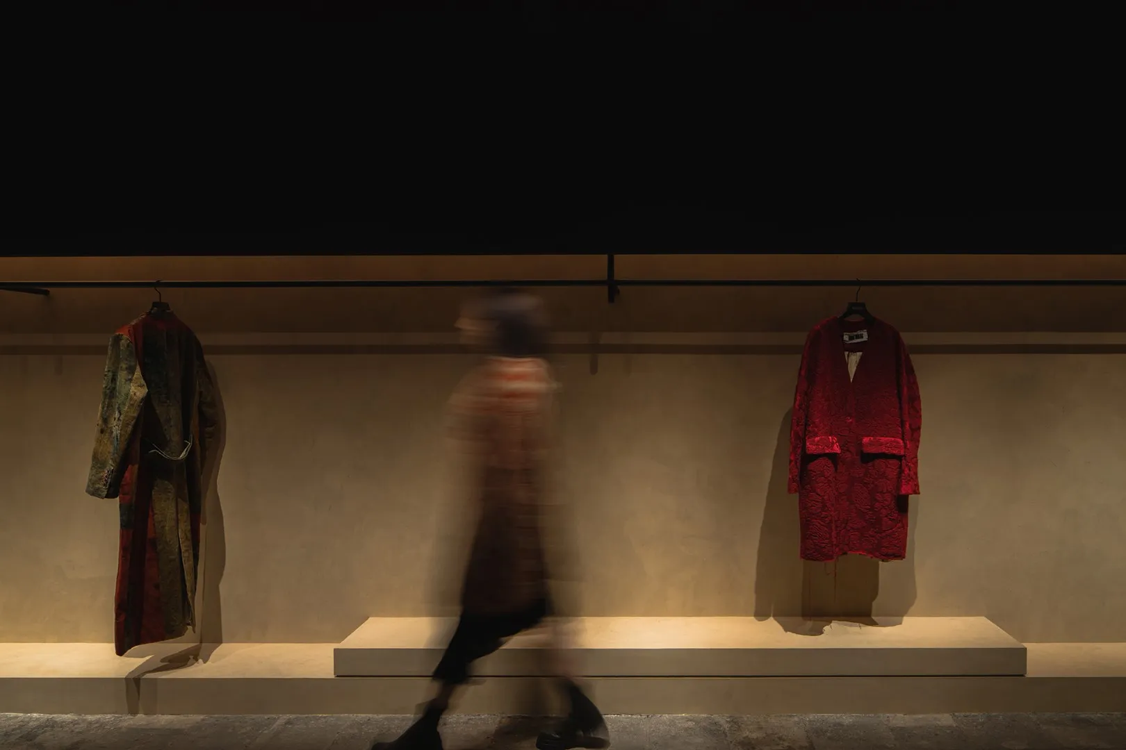 hug x UMA WANG - Nuevo concepto de tienda de joyería de ATMOSPHERE Architects