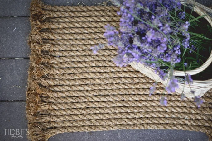3. DIY: Rug from Rope
