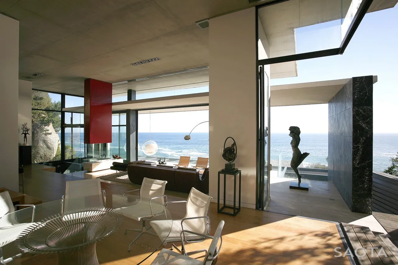 Victoria House 73 by SAOTA: Sculptural Oceanic Housing in Cape Town