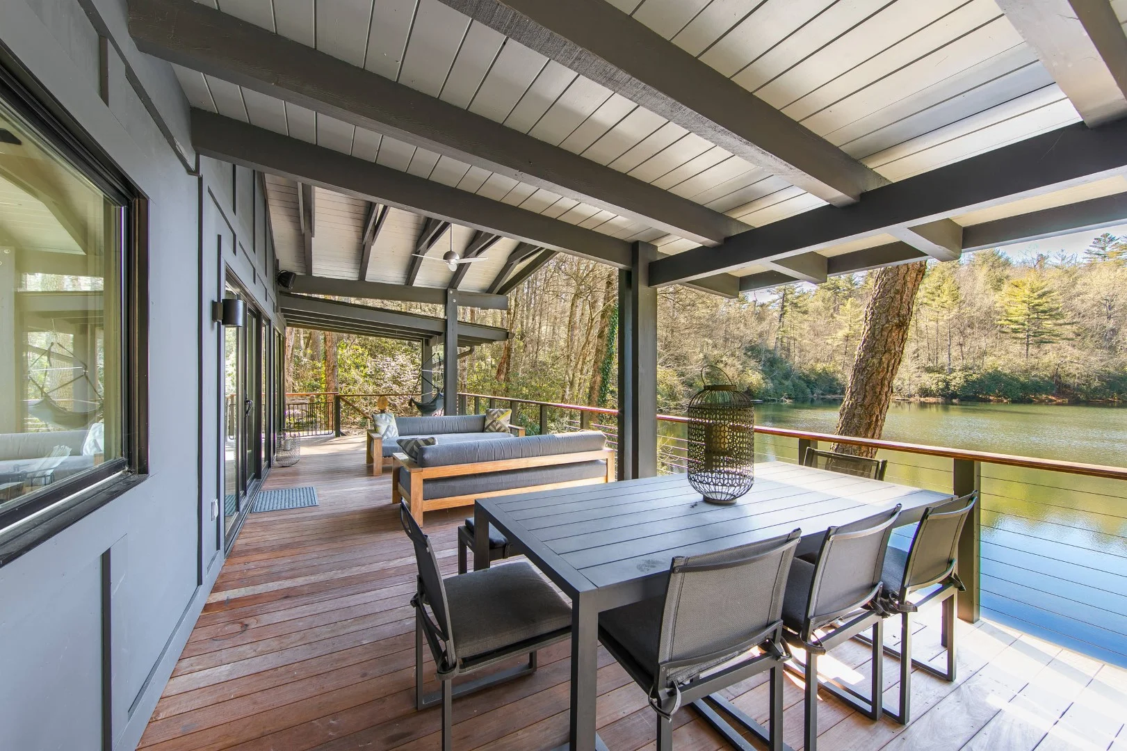 16. 鳟鱼湖谢伍德森林