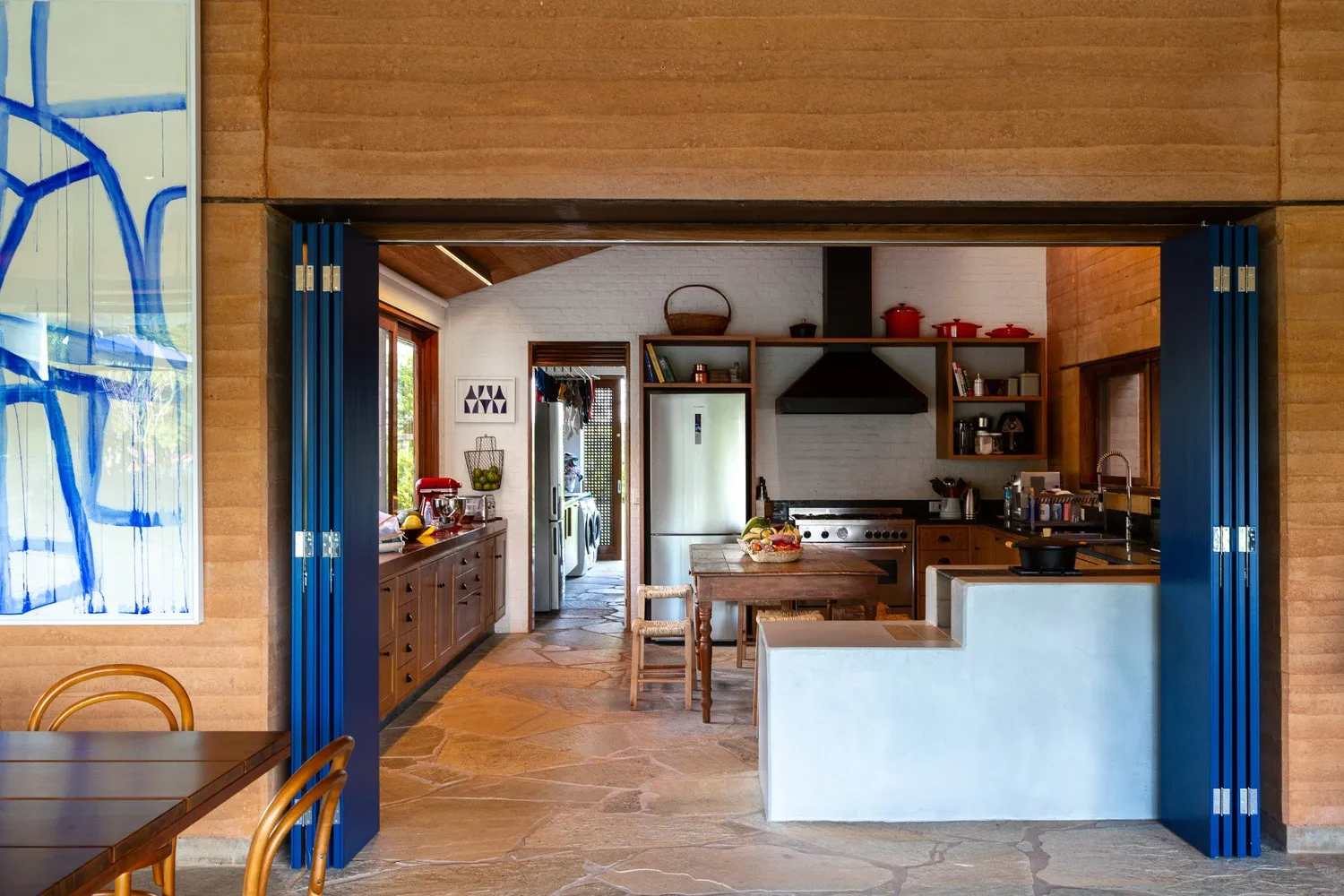 Montemor House by Brasil Arquitetura in Brazil Montemor House by Brasil Arquitetura in Brazil