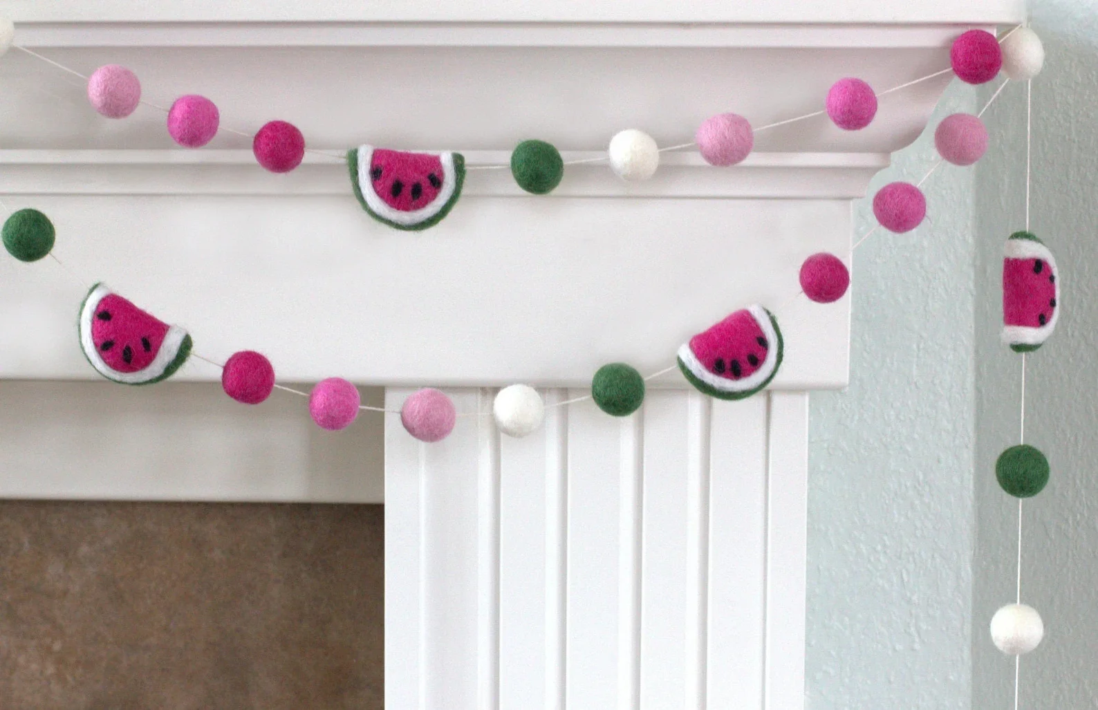 11. Guirnalda de algodón de sandía
