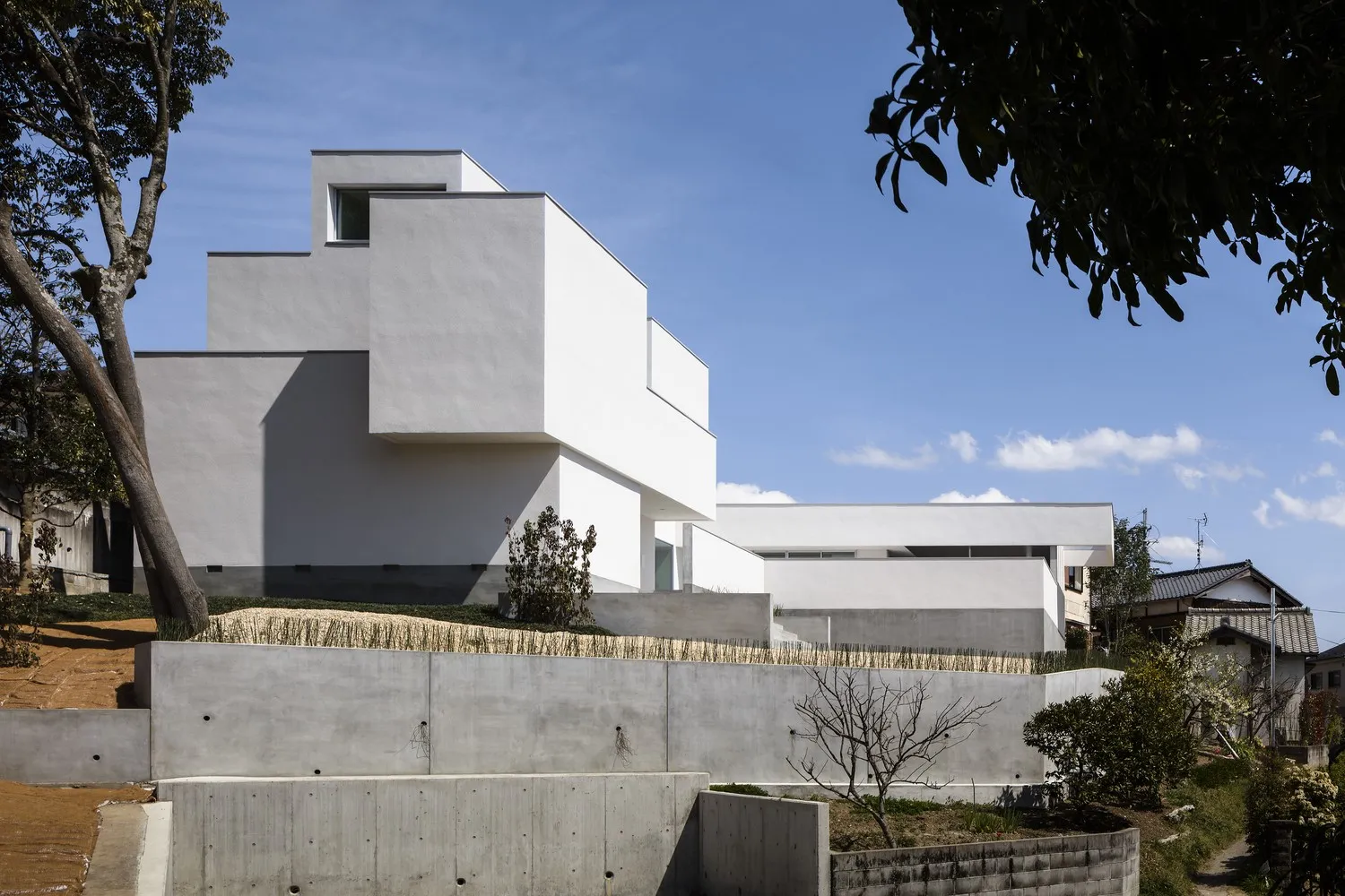 山丘上的住宅 | FORM建筑事务所与日本建筑师小池纪彦 山丘上的住宅 | FORM建筑事务所与日本建筑师小池纪彦