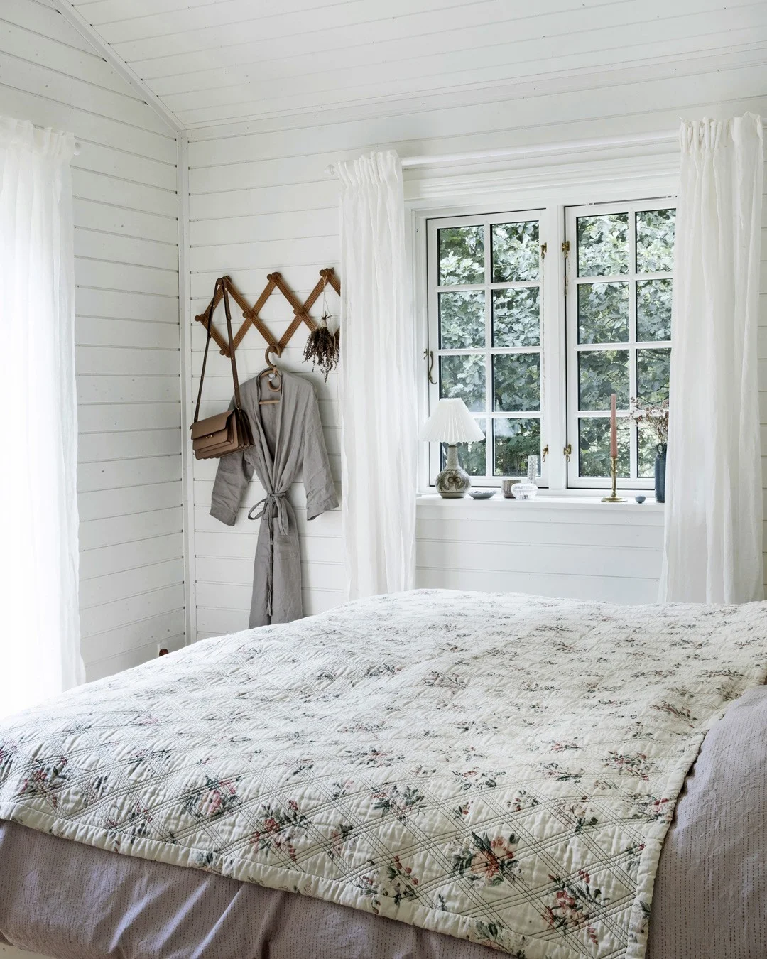 带有旧灵魂的丹麦夏季别墅新居